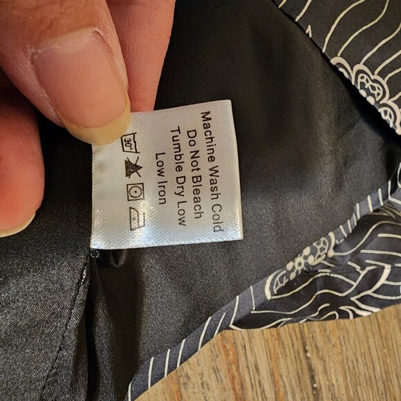 Tuckernuck Midnight Posy Marnie Top NWT 2XL - Picture 12 of 12